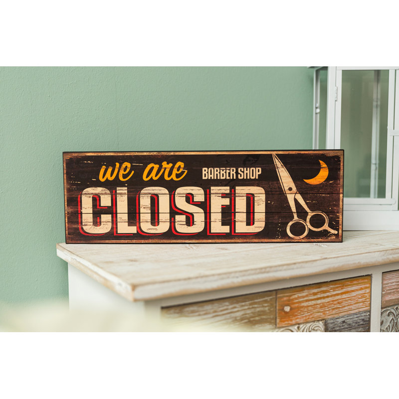 We are Closed II Textual Art Print on Wood