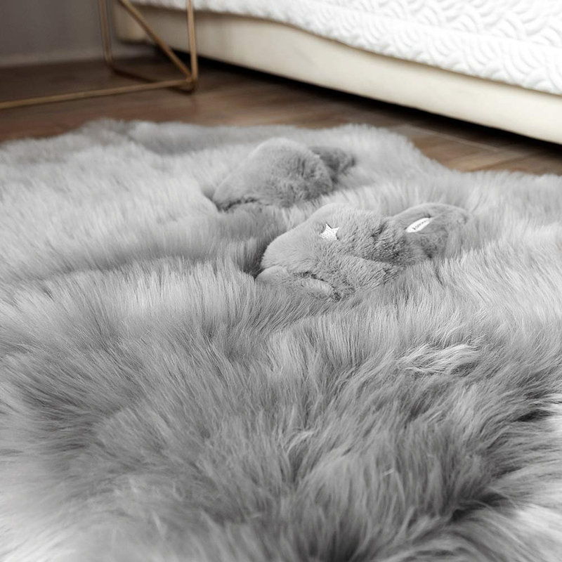 Tapis gris Novelty Vinaya, Nouveauté 2 pi x 6 pi
