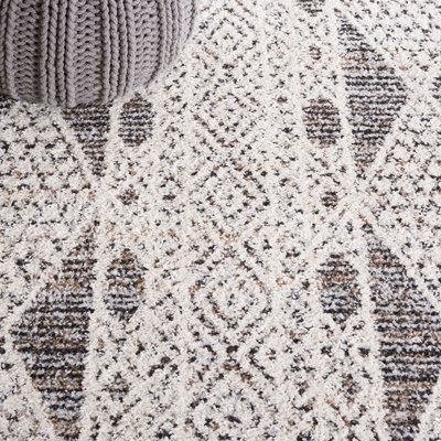 Chapel Performance Geometric Rug