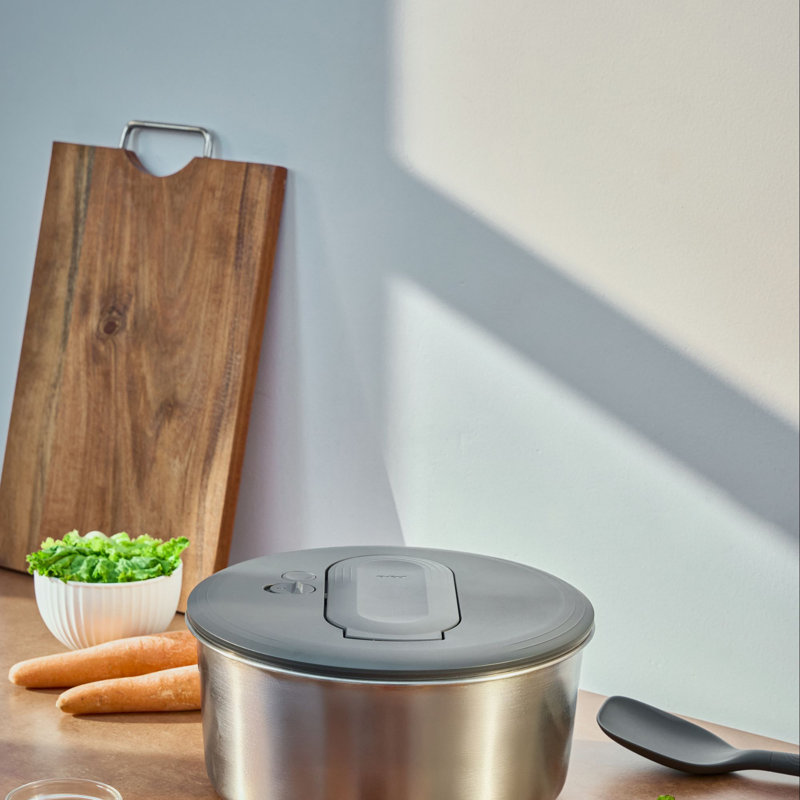 Zyliss Stainless Steel Salad Spinner, 14.7cm H x 27.7cm W