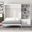 Lit escamotable avec plusieurs tablettes de rangement et une armoire