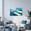 Tableau abstrait sur toile tendue représentant une orchidée et des ondulations d'eau, idéal pour décorer un salon, une chambre ou un bureau.-708490148