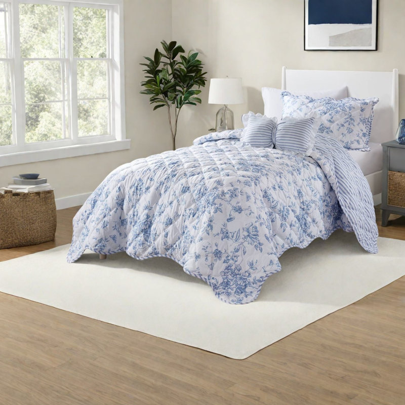 Microfiber / Polyester Quilt