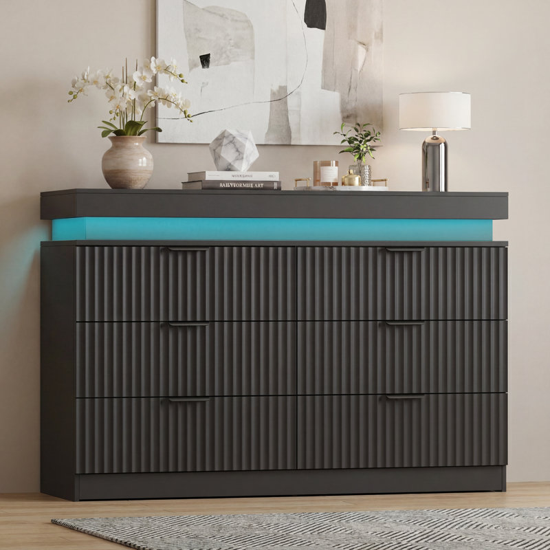 Commode à 6 tiroirs l 47,2 po avec prise de courant et éclairage d'ambiance à DEL pour chambre à coucher, Black