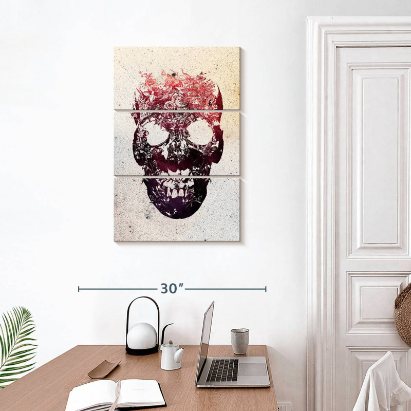 Crâne floral rose Kerner, H 32 po x l 20 po
