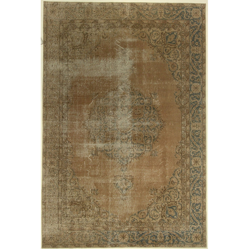 Hand Knotted Oriental Rug
