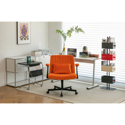 Fauteuil de bureau en velours rose avec roulettes et rembourrage en mousse viscoélastique - Idéal pour un meuble-lavabo | Mécanisme d'inclinaison, accoudoir de travail détendu, pivotant à 360 °, siège de lecture ergonomique, support du corps