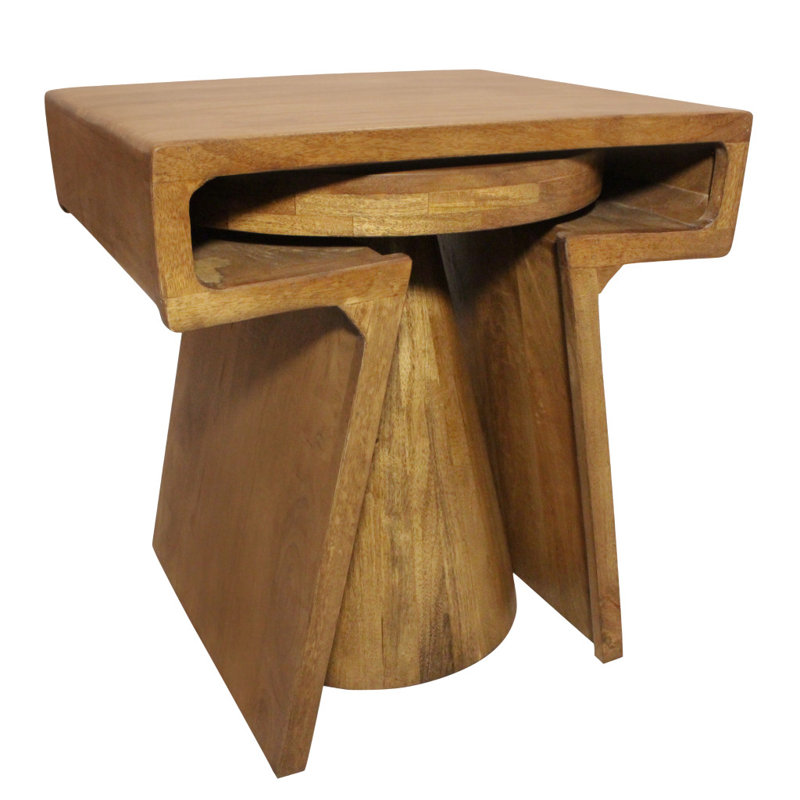 Ensemble de deux tables gigognes en bois massif vieilli noyer