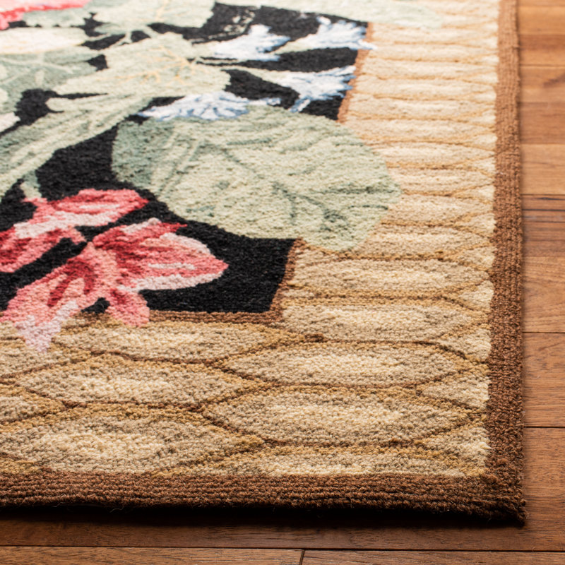 Hogle Hand Hooked Wool Floral Rug, Rectangle 3'9" x 5'9"