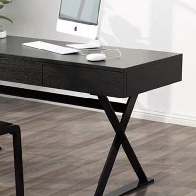 Bureau minimaliste, moderne et créatif