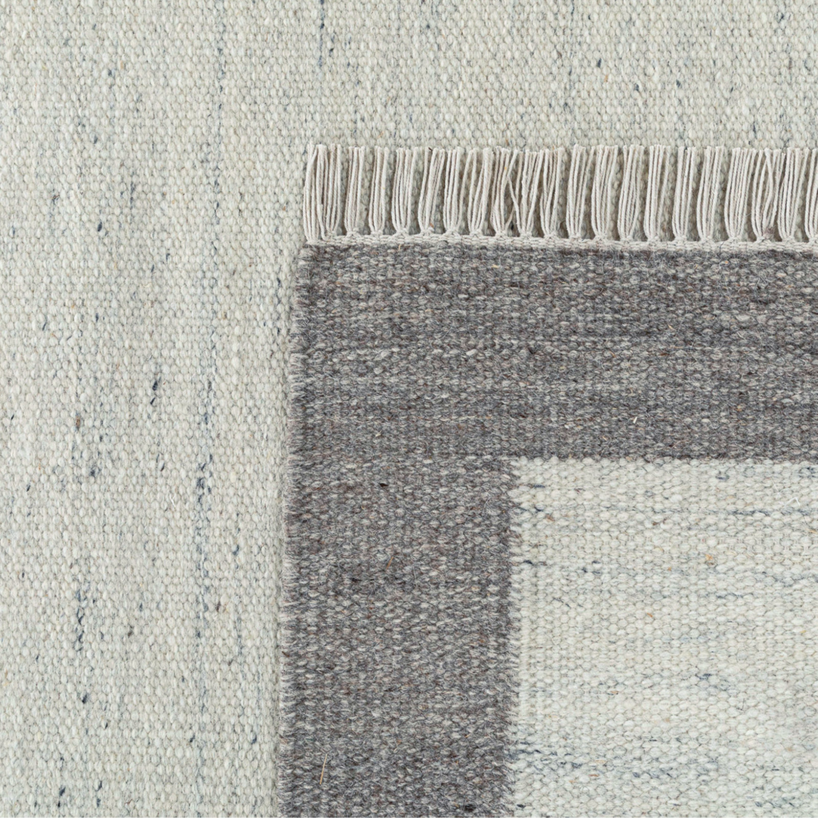 Kaylee Gray Ivory Hand-Tufted Wool Rug, Runner 2'6" x 8'
