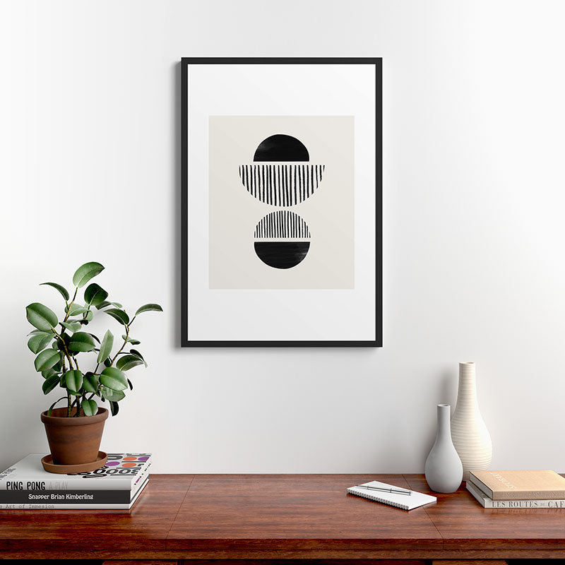 Balancing Stripes NO1, impression encadrée sur papier noir, Cadre noir, H 36 po x l 24 po