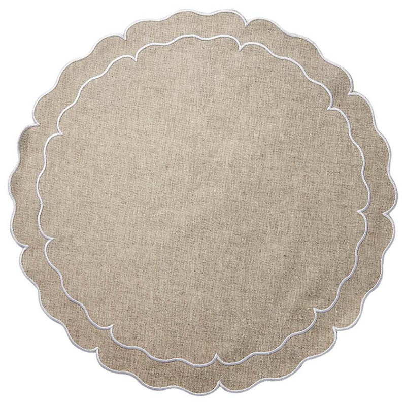 Linho Placemat: Scalloped Round Placemat , Dark Natural
