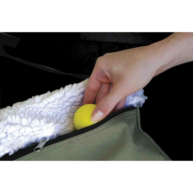  Petit siège d'appoint pour chien. Parfait pour les petits animaux de compagnie pesant jusqu'à 10 lb afin de le garder en sécurité et confortable. Commode et sécuritaire.
