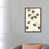 Toile avec cadre en bois brun classique est en rupture de stock