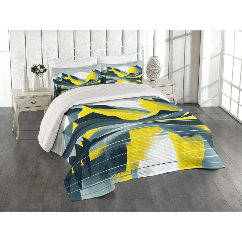 Polyester Abstract Coverlet, King Coverlet + 2 Standard Shams