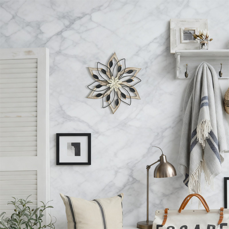 Décoration murale florale en métal superposée avec panneau de fibres à densité moyenne blanchi délavé