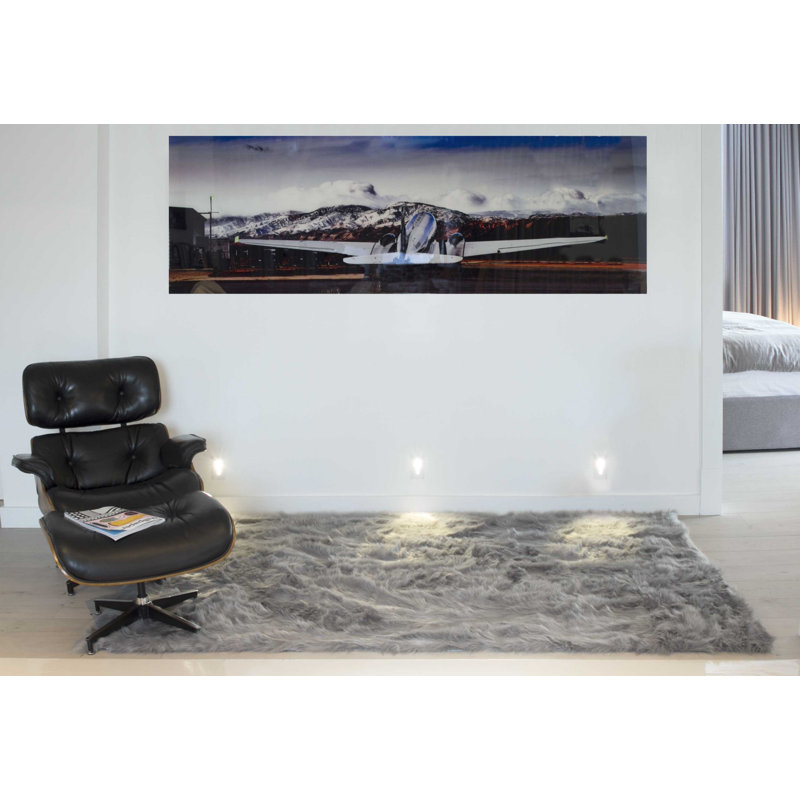 Tapis gris en fausse peau de mouton 5 pi x 8 pi, Rectangle 5 pi x 8 pi
