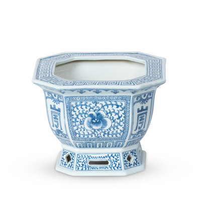 Southern Classic Planter