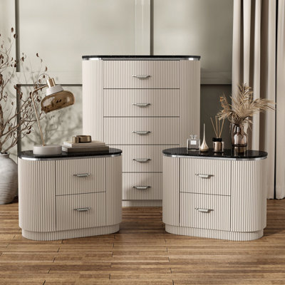 Oktay 3-Piece Nightstands And Dresser Set
