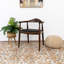 Chaise avec accoudoirs en bois massif Kuo-1556850957