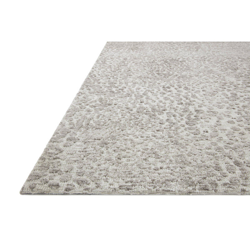 Tapis abstrait argenté / ivoire Crispin, Rectangle 7 pi 9 po x 9 pi 9 po, Imprimé animal