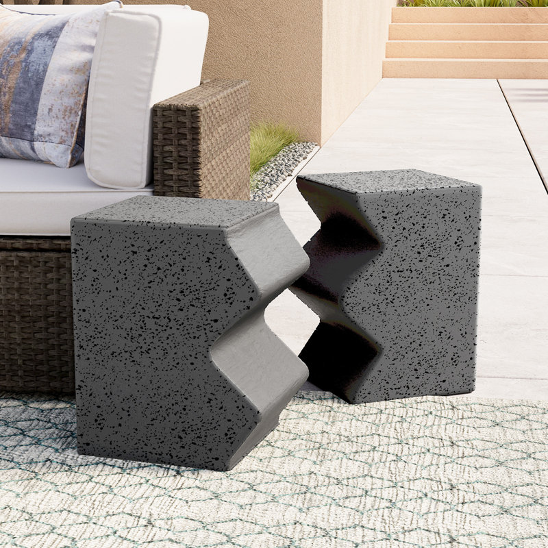 Table d'appoint en béton Alyasia, Gris