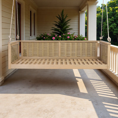 Lit de balançoire extérieur avec système de corde sécuritaire et rotin durable