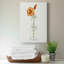 California Poppy Vase I - Toile tendue avec châssis de qualité supérieure - prête à être accrochée-137500194