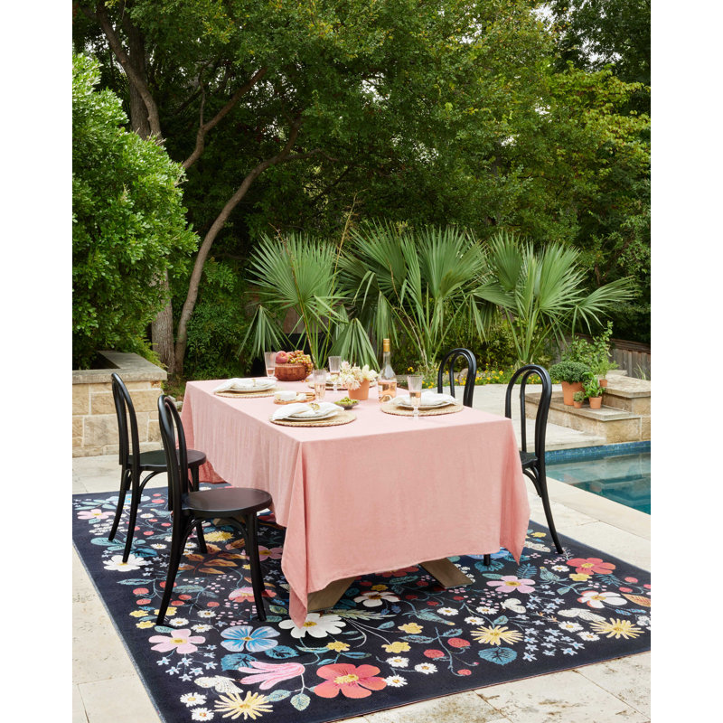 Black Floral Wool and Synthetic 5'-3" x 7'-8" Area Rug