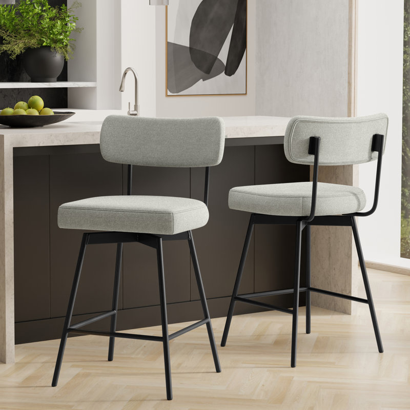 Tabouret pivotant contemporain avec repose-pieds Giselle, Gris clair, Tabouret de bar (siège d'une hauteur de 28,94 po)