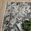 Tapis oriental en polyester tissé à la machine en gris-155099480
