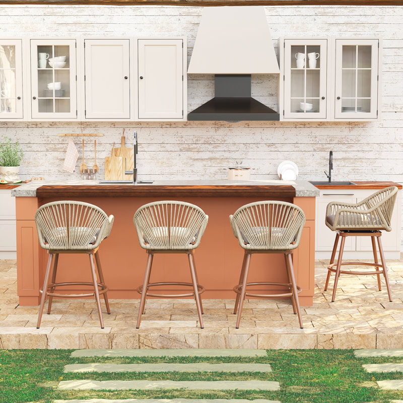 Ensemble de 4 tabourets de bar pivotants en aluminium, 61 cm (24 po), avec corde et capacité de charge de 136 kg (300 lb).