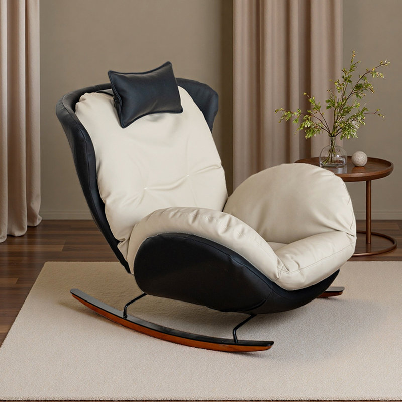 Aldora, Black