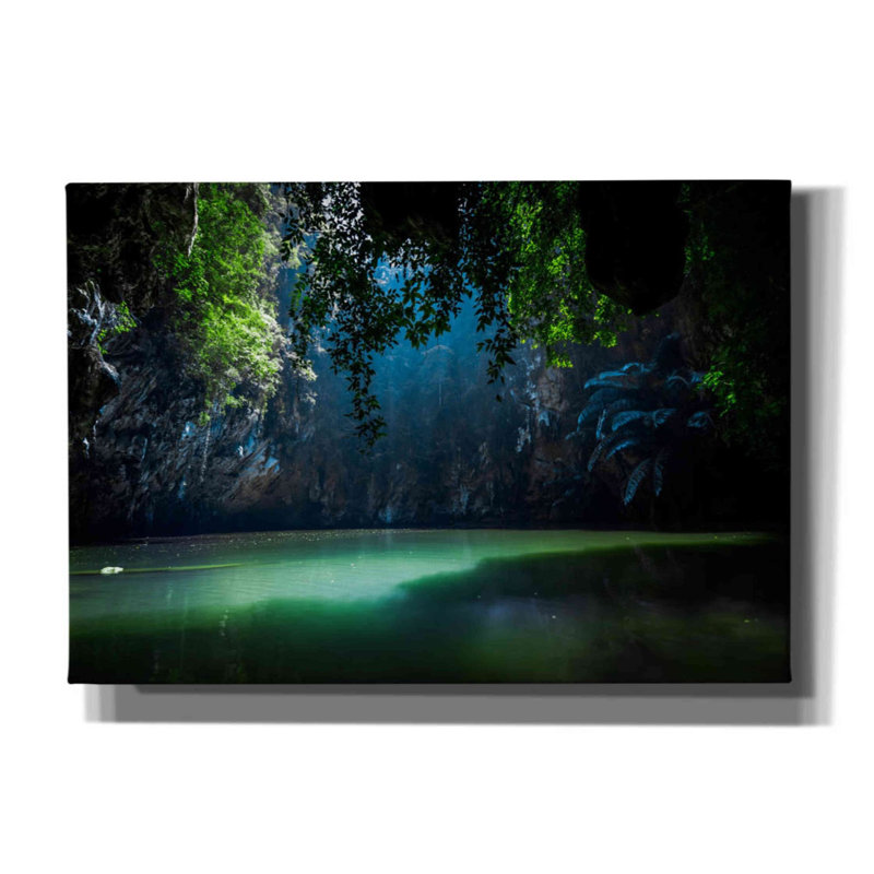 «Lagoon» par Nicklas Gustafsson, art mural sur toile, H 18 po x l 26 po x P 0,75 po