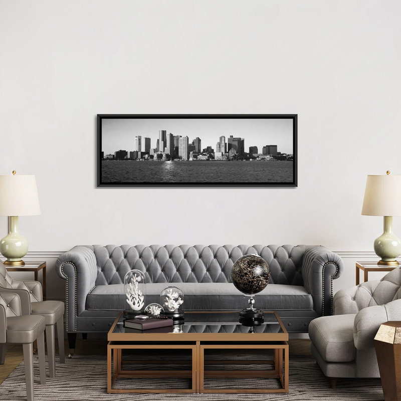 Cityscape d’horizon panoramique, reproduction de photo sur toile en gris boston, H 20 po x l 60 po x P 1,5 po, Cadre noir