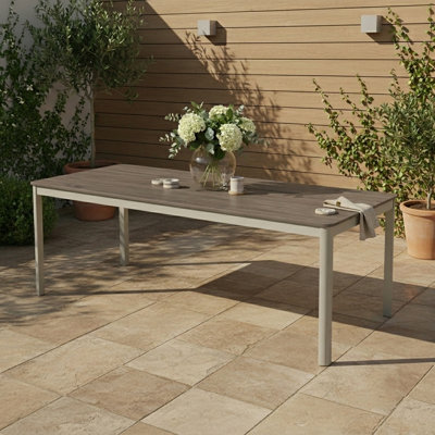 Hernandez 35" Patio Dining Table