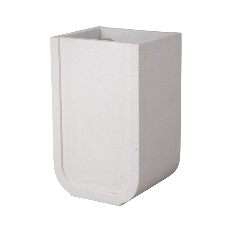 POT DE FLEURS URI BLANC 15,5 po x 14 po x 25,5 po URI, H 26 po x l 10 po x P 10 po