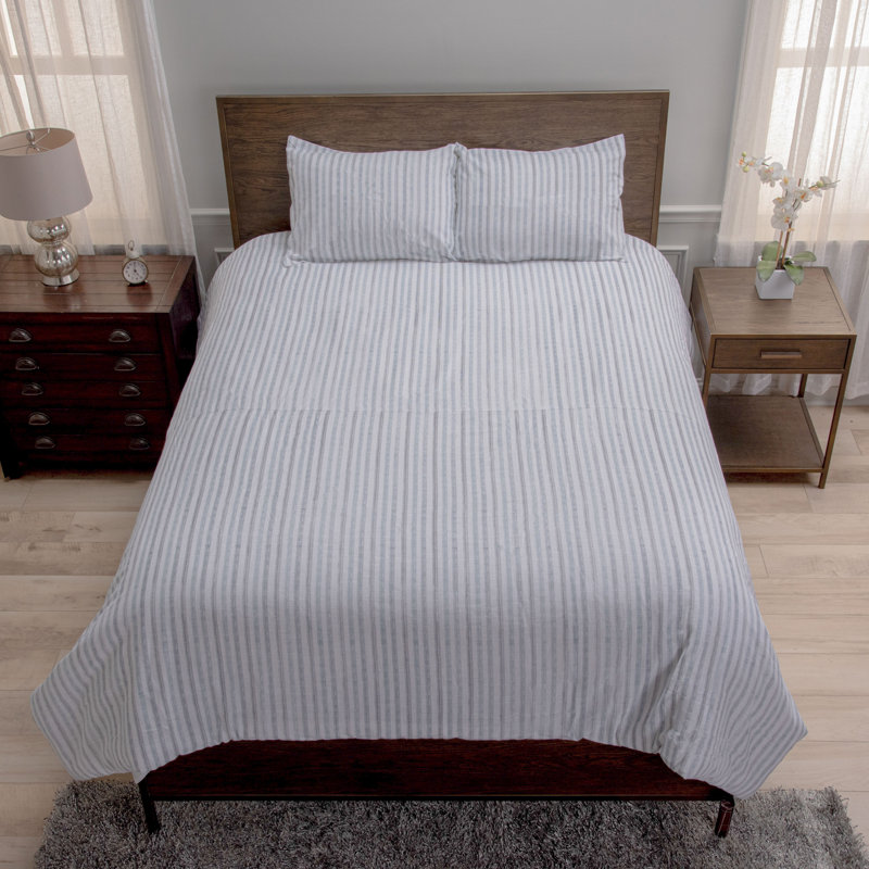Cotton Striped Comforter Set, Queen Comforter + 2 Standard Shams, Gray/White
