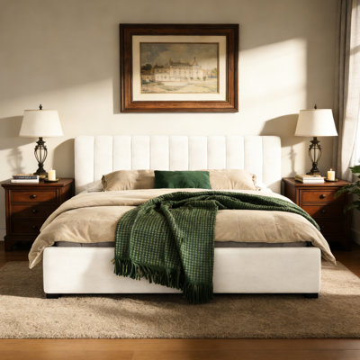 Structure de lit tapissier très grand avec mélange de lin beige, rembourrage abondant et support en bois d'hévéa massif et doux, pieds de tête de lit confortables
