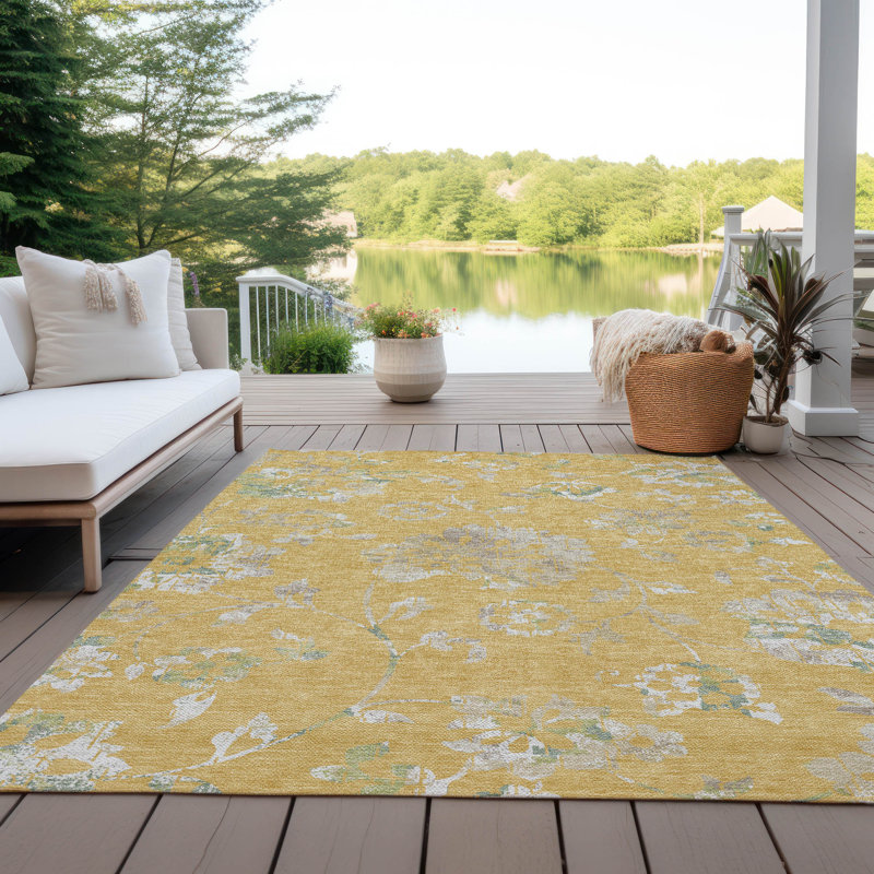 Malek Washable Floral Indoor / Outdoor Rug, Rectangle 8' x 10'