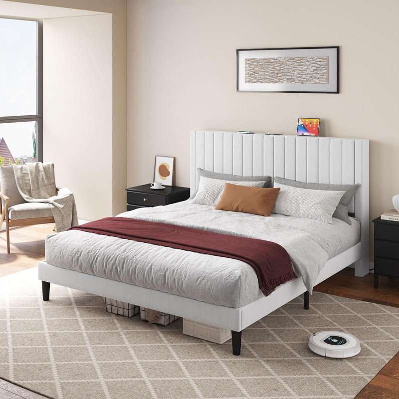 Alti 44.8'' Velvet Upholstered Tufted Bed with Charging Station, White, Full