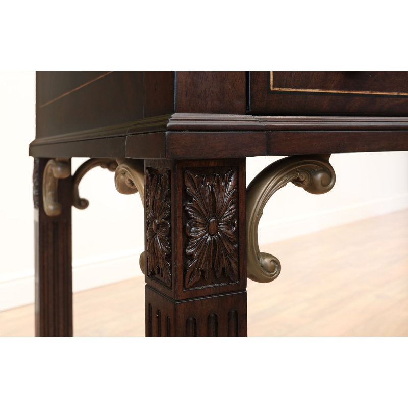 Commode ou buffet de salle à manger argent traditionnel avec pieds Chippendale, Noyer