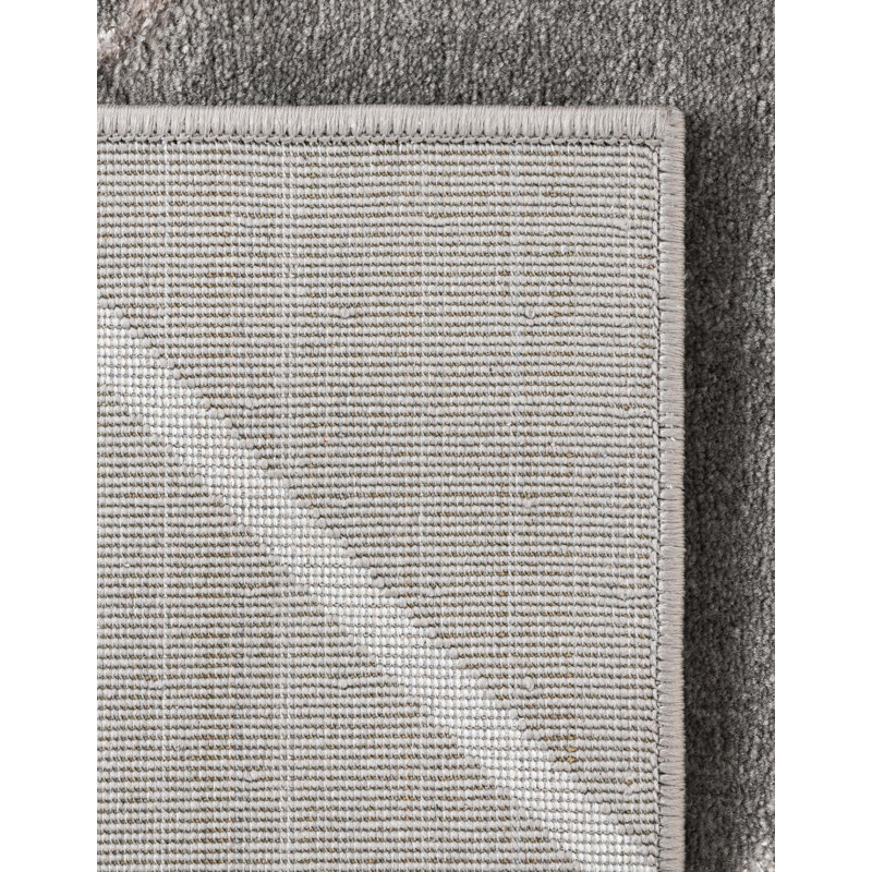 Tapis à carreaux gris et argent Latitude Run® Novica, Rectangle 5 pi 3 po x 7 pi 1 po