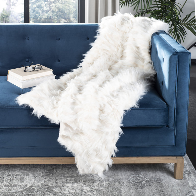  Jeté en plumes
