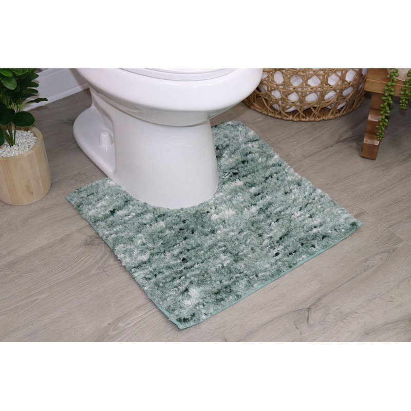 Cloud Comfort 100% Polyester Microfiber Bathroom Rug, Water Absorbent Soft Shaggy Bath Rug, Green, Single - 17" L x 24" W