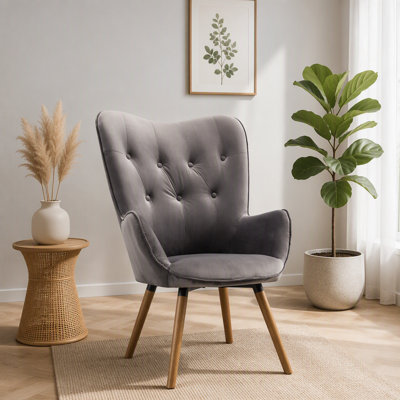 Fauteuil d'appoint capitonné en velours soyeux, un mélange parfait de luxe et de confort pour votre espace de vie
