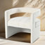 Chaise d'appoint moderne avec détails côtelés Brookstead-1122364474
