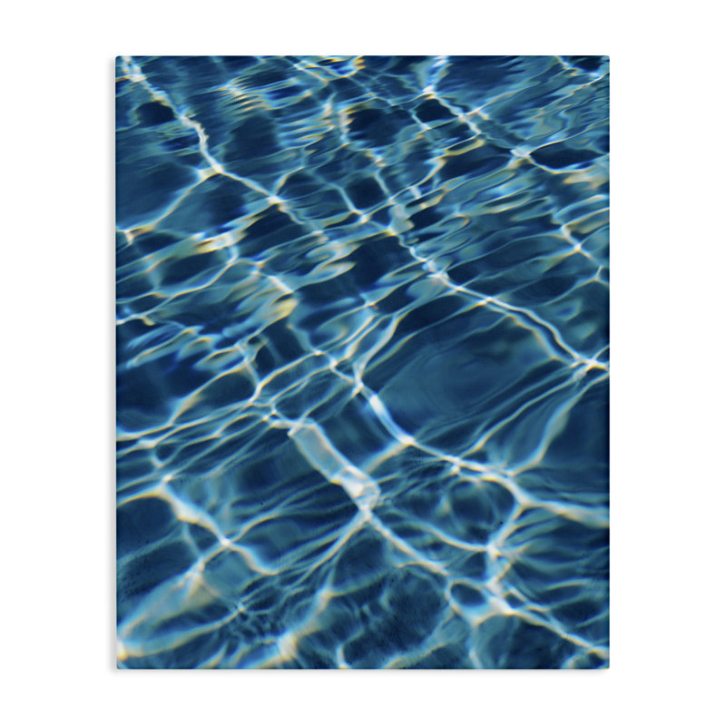 «Summer Pool Ripples» par Justine Milton, H 20 po x l 16 po
