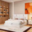 Grand lit plateforme tapissier-314310629